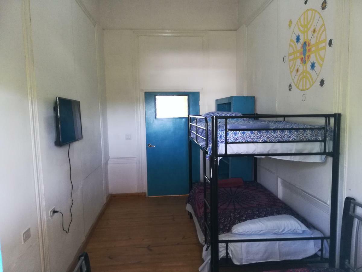 Park Hostel بورت أو برنس المظهر الخارجي الصورة