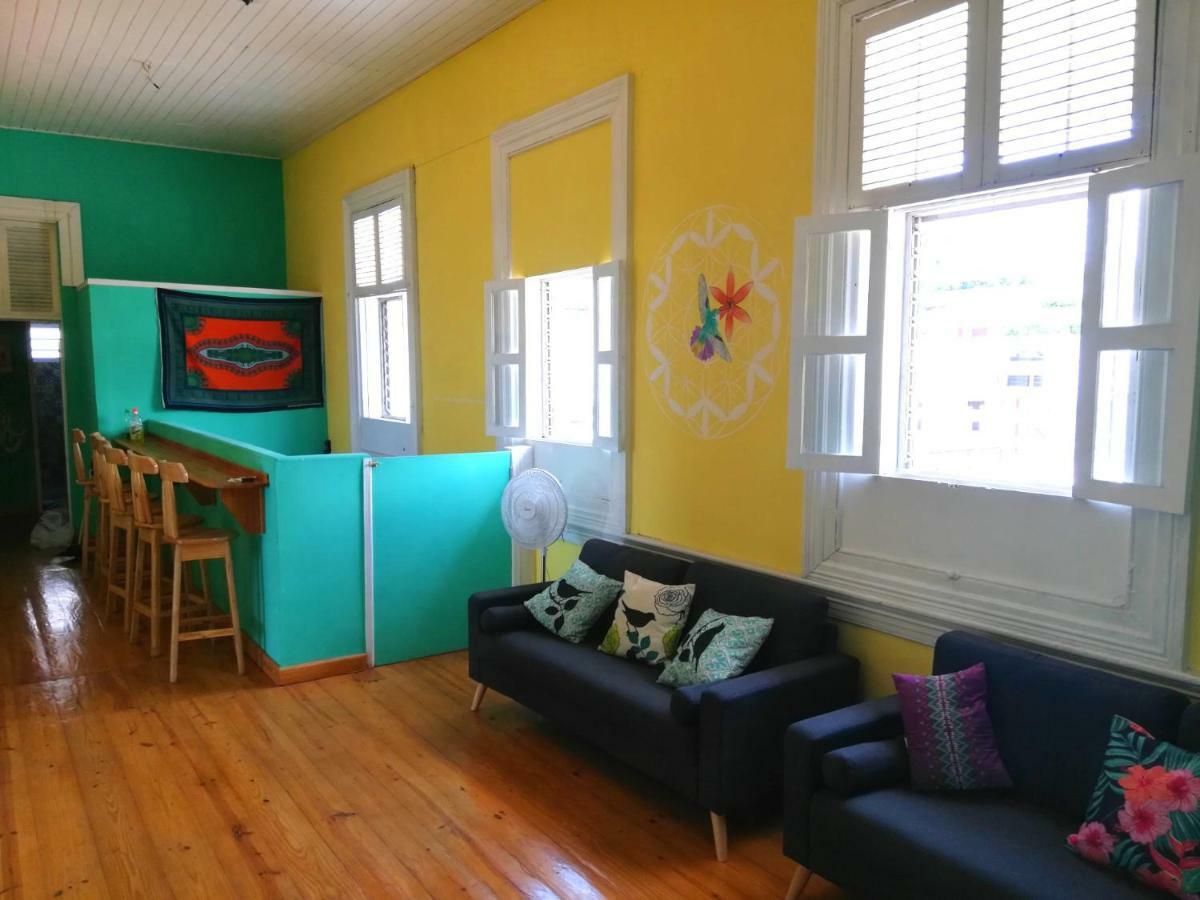 Park Hostel بورت أو برنس المظهر الخارجي الصورة